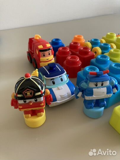 Конструктор пластиковый для малышей