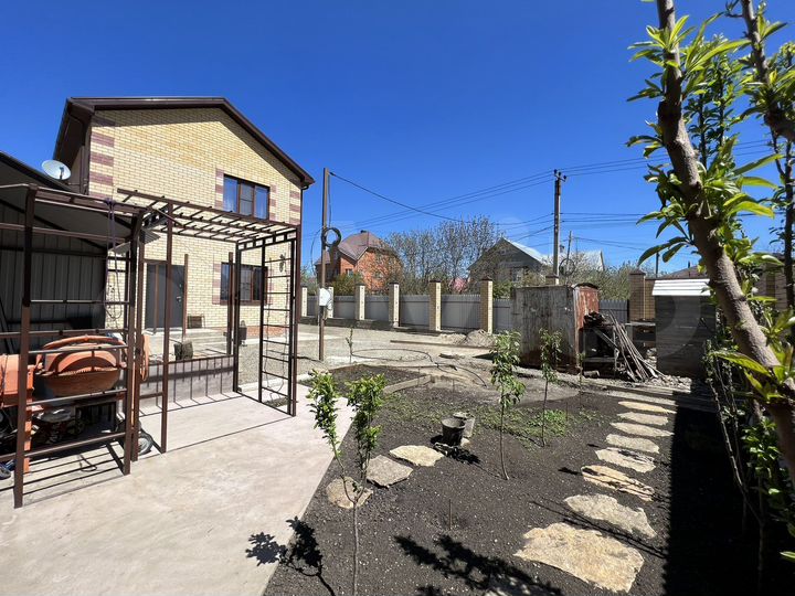 Коттедж 137 м² на участке 4 сот.