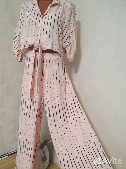Костюм летний 46 48р