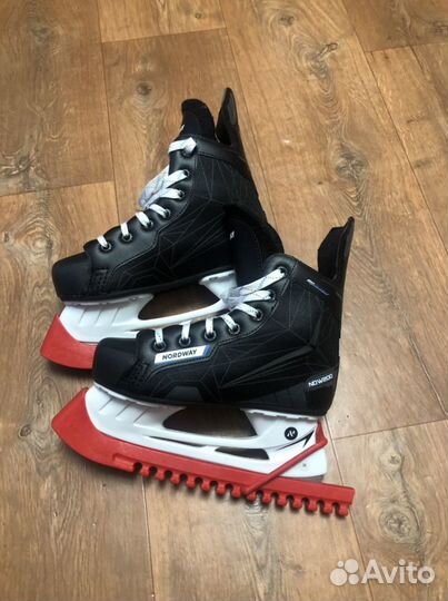 Коньки хоккейные nordway