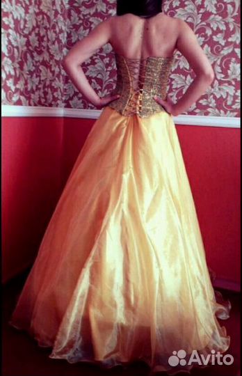 Платье вечернее