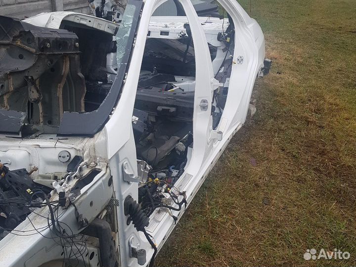 Мерседес W207 кузов по частям