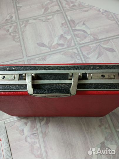 Дипломат пластиковый СССР