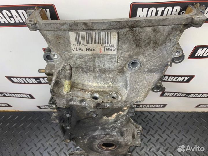 Крышка двигателя Toyota 1AZ 2AZ