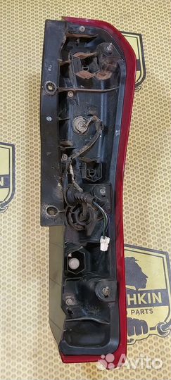 Фонарь задний правый Nissan X-Trail