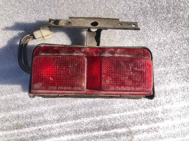 Suzuki GSX-R 400 стоп сигнал