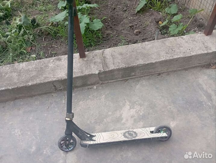 Трюковой самокат tech team