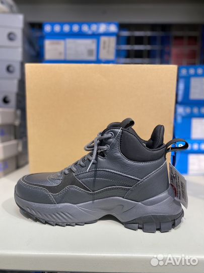 Кроссовки зимние женские 37 размер