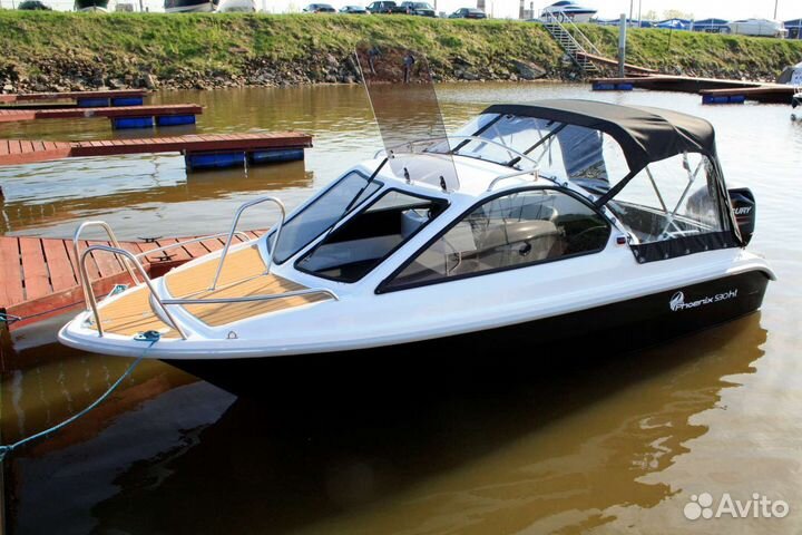 Катер Phoenix 530 HT