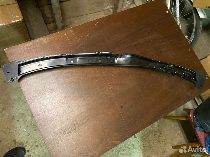 Усилитель бампера Toyota Rav4 30 2010-2012