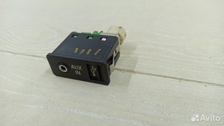 Блок AUX USB BMW X5 E70