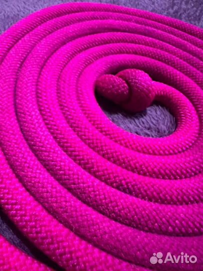 Скакалка Sasaki 240 см и Pastorelli 265 см