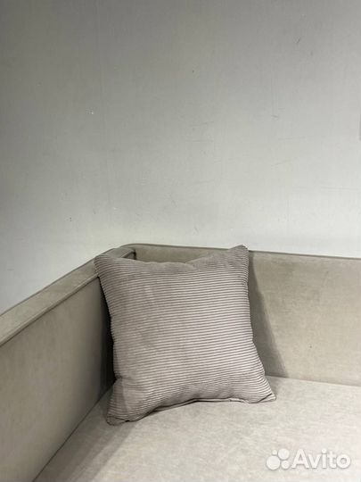 Диван раскладной прямой