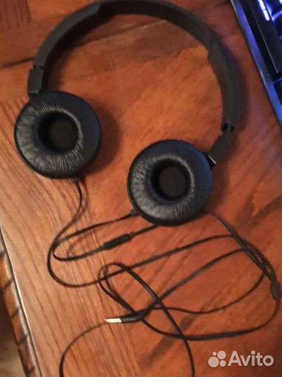 Проводные наушники jbl