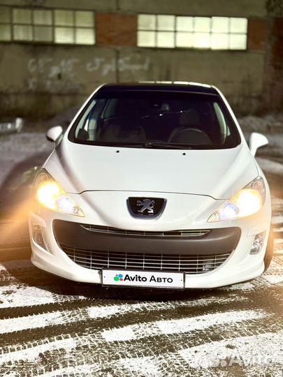 Peugeot 308 1.6 AT, 2010, 212 000 км