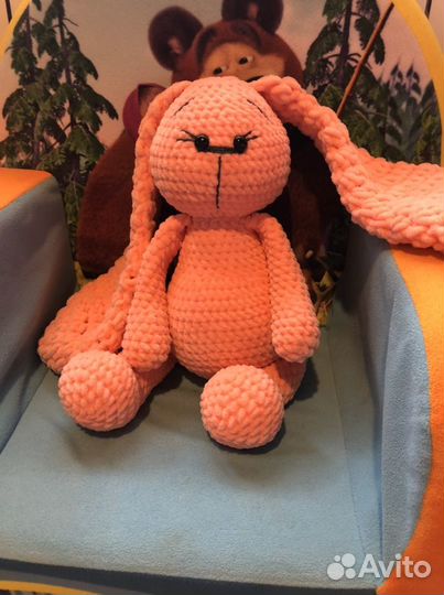Заяц вязаный новый на подарок игрушка
