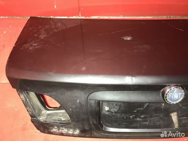Крышка багажника задняя Fiat Albea 1,4 350a1000