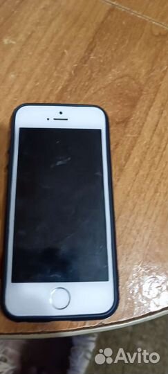 Телефон iPhone 5s