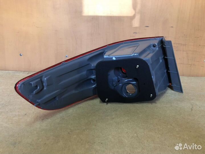 Фонарь правый Kia Rio 3 (15-17г) рест