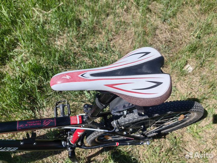 Велосипед specialized hardrock