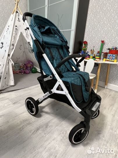 Коляска прогулочная Dearest 819