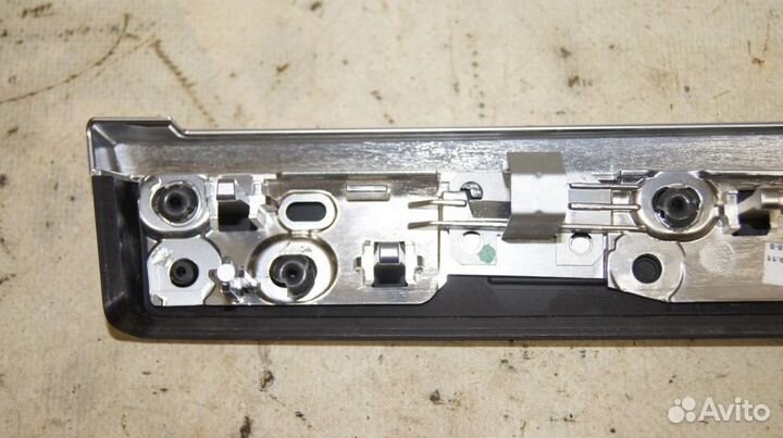 Накладка обшивки двери RR BMW 520i F11