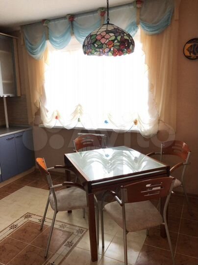 2-к. квартира, 70 м², 3/9 эт.