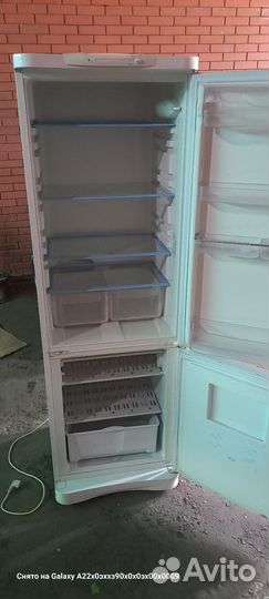 Холодильник indesit