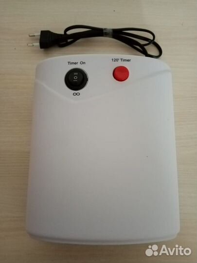 Лампа для сушки ногтей