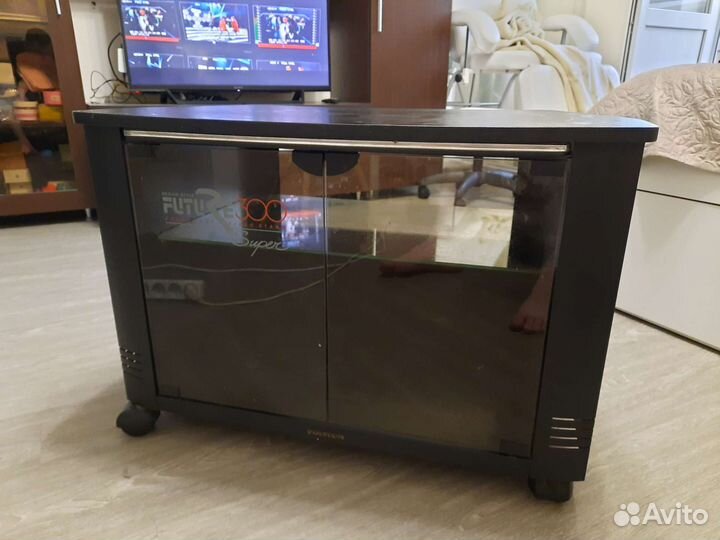 Тумба под телевизор