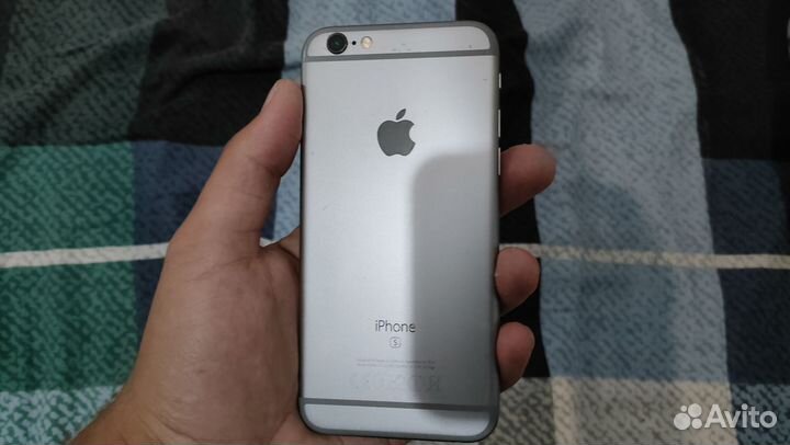 iPhone 6S, 32 ГБ
