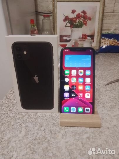 iPhone 11, 64 ГБ