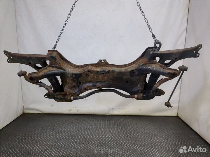 Балка подвески передняя Pontiac Vibe 1, 2004