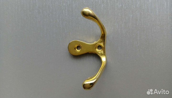 Крючки-вешалки