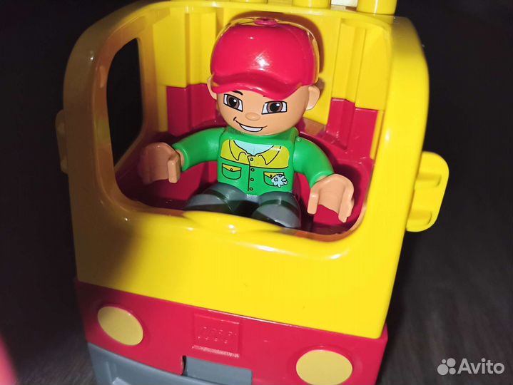 Lego Duplo 5605 Грузовик с цистерной (бензовоз)