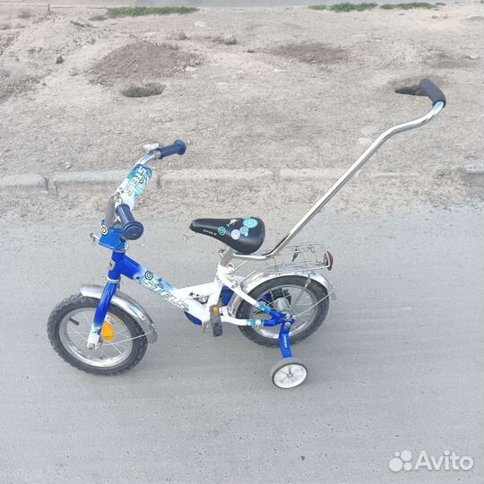 Детский велосипед с родительской ручкой