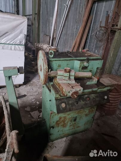 Станок для расточки тормозных барабанов грузовых