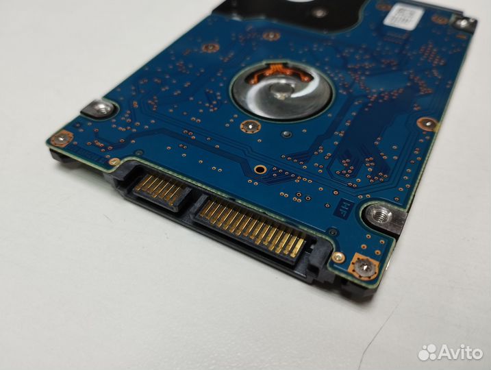 Жёсткий Диск 2.5 hitachi 320GB Отличное состояние