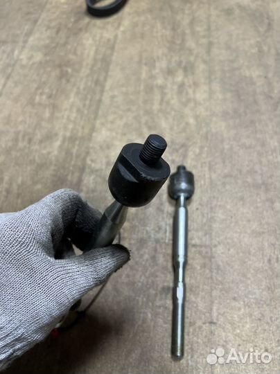 Рулевая тяга / Toyota Avensis ACM20 CLM20