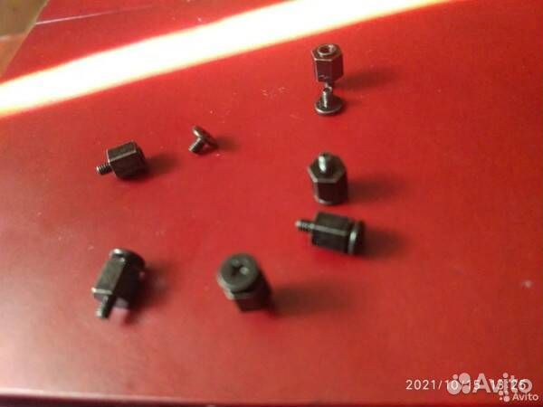 Винт и стойка крепление SSD M.2