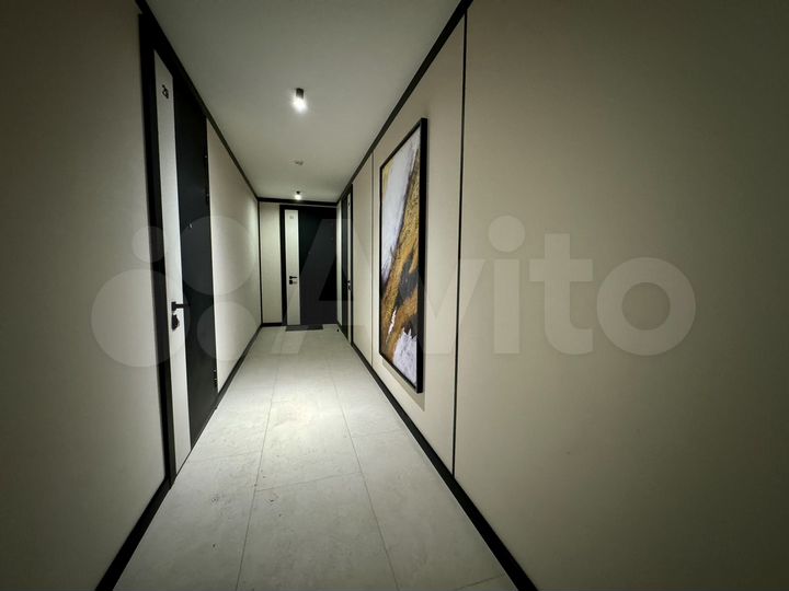 2-к. квартира, 61 м², 6/17 эт.