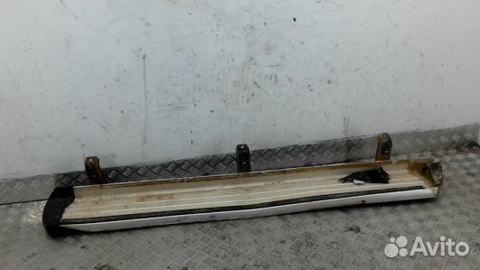 Подножка внешняя декоративная mitsubishi L200 K4T