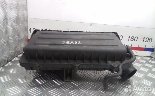 Корпус воздушного фильтра volkswagen golf 6 (SEA32