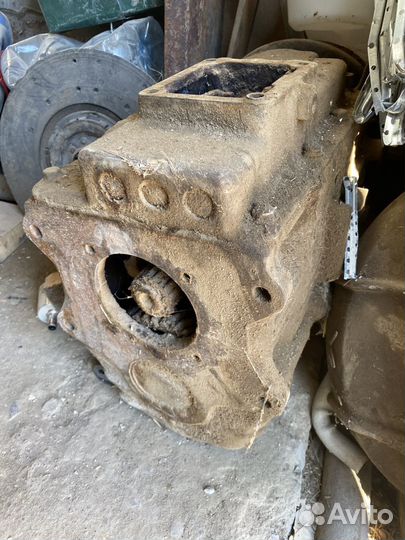 Коробка на щил 130