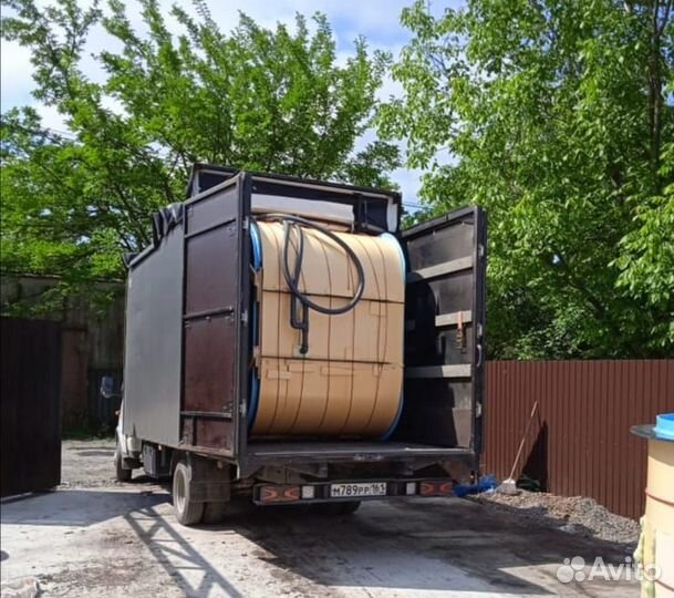 Бассейн из пластика для дачи