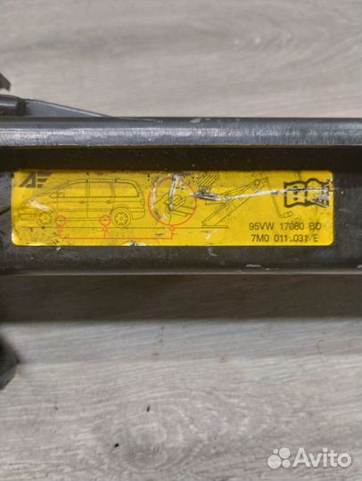 Домкрат штатный Ford Galaxy