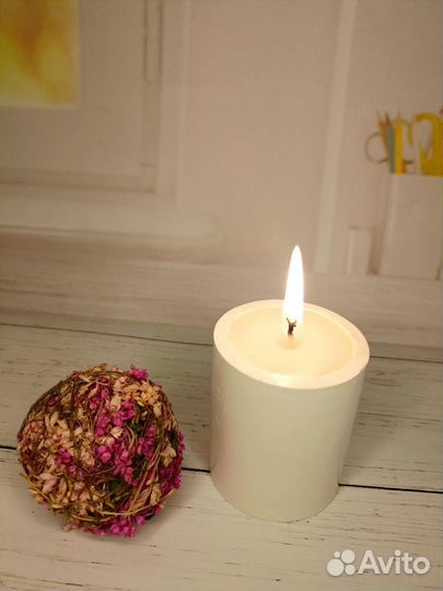 Свечи в гипсовых кашпо для декора