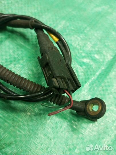 Датчик ABS задний Mazda Demio DY3W