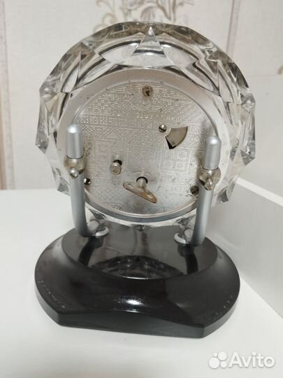 Настольные часы