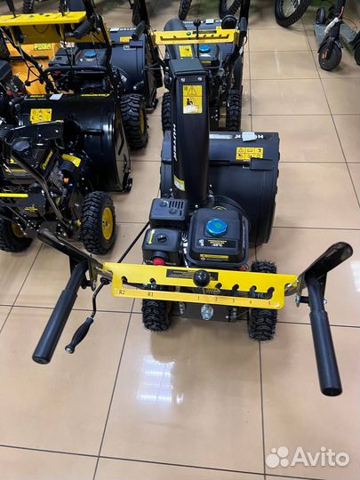 Снегоуборщик бензиновый Huter SGC 6,8